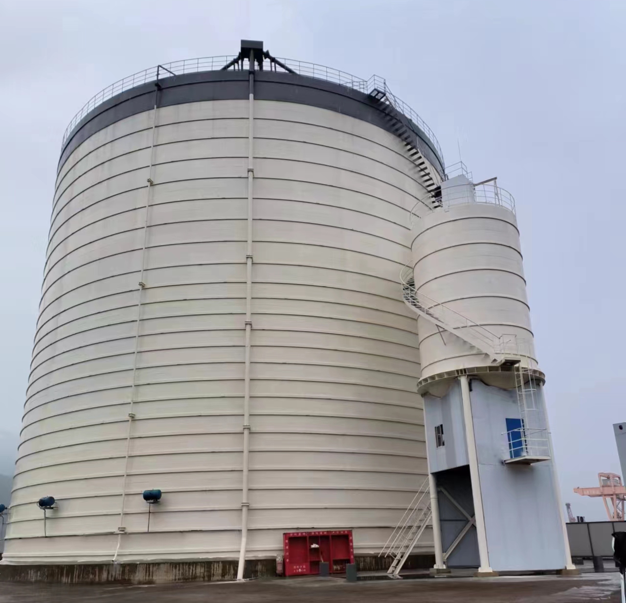 玉州10万吨水泥钢板库